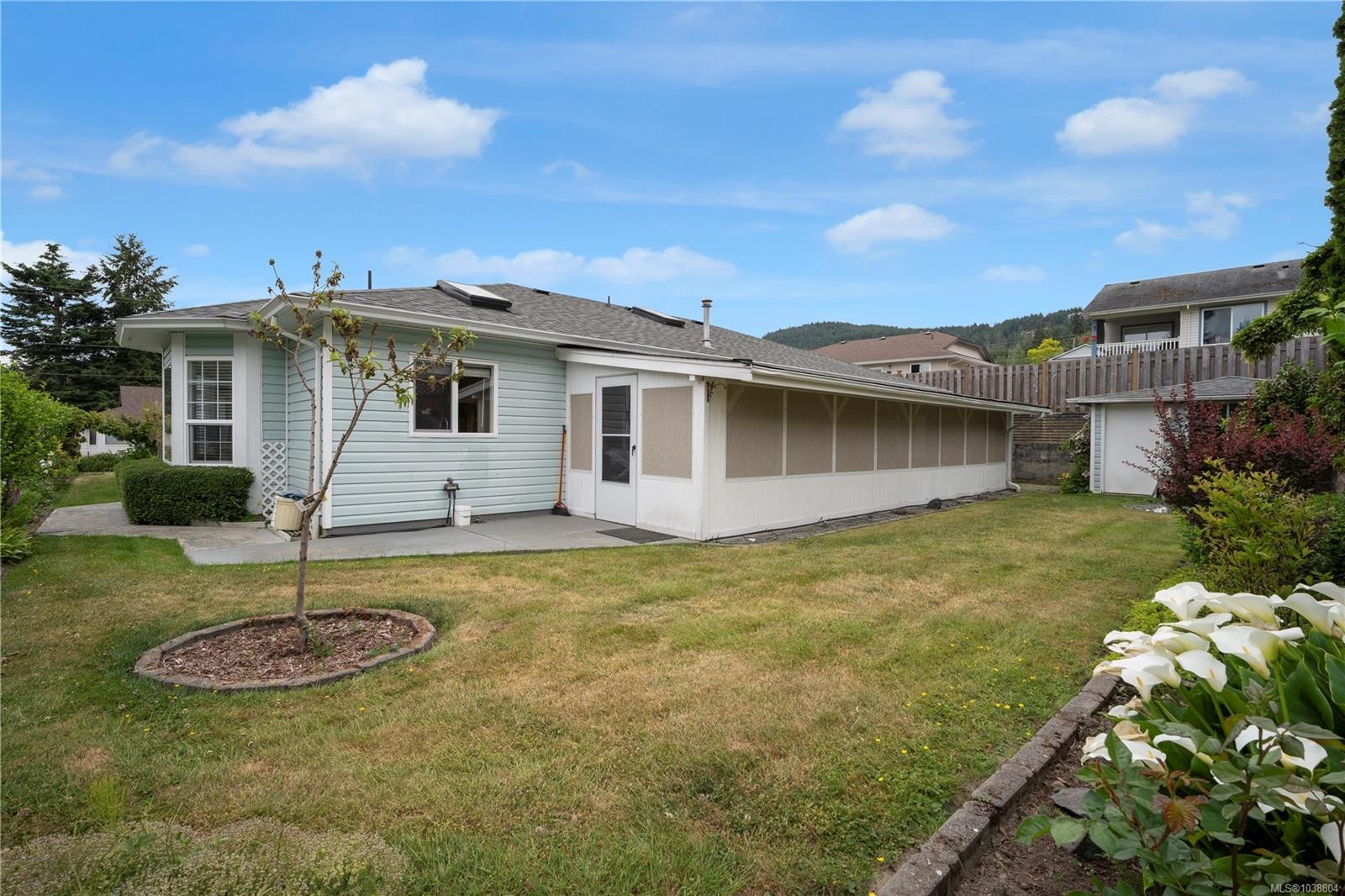 8008 Glenhurst Dr North, Crofton, BC