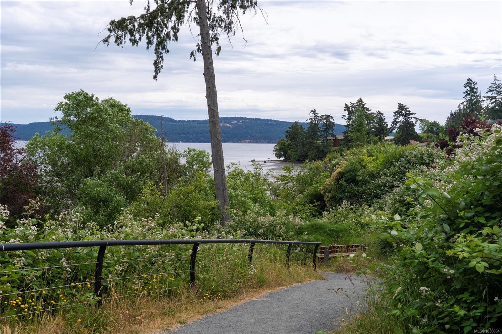 8008 Glenhurst Dr North, Crofton, BC