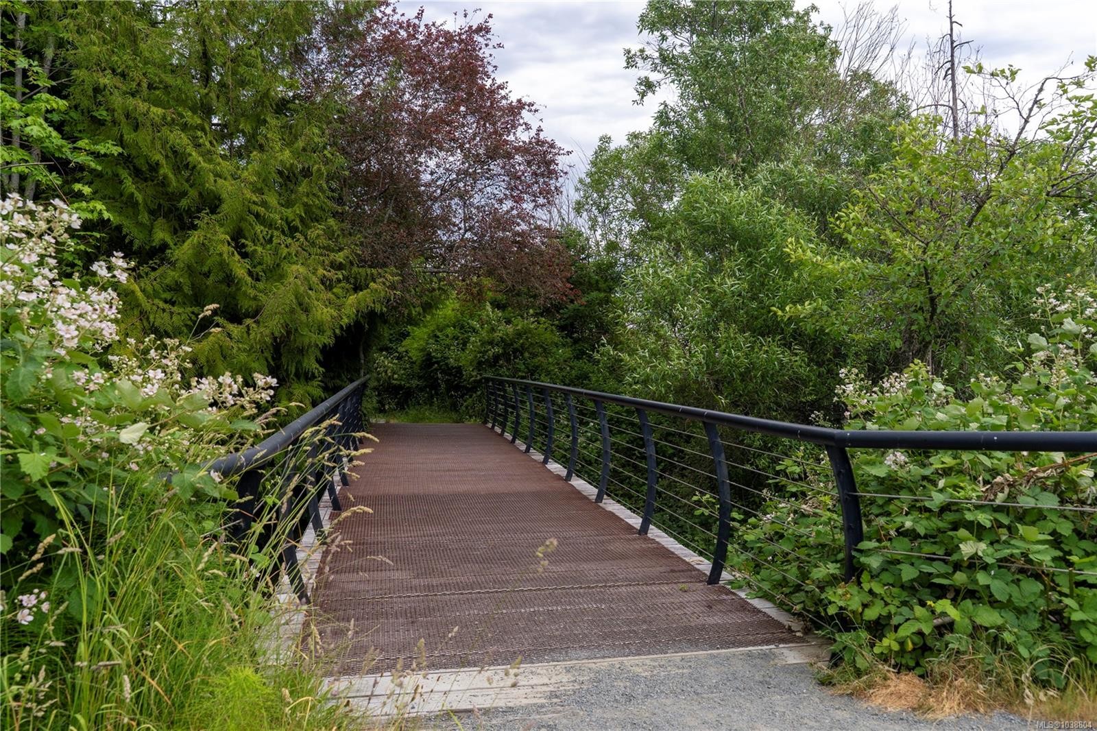 8008 Glenhurst Dr North, Crofton, BC
