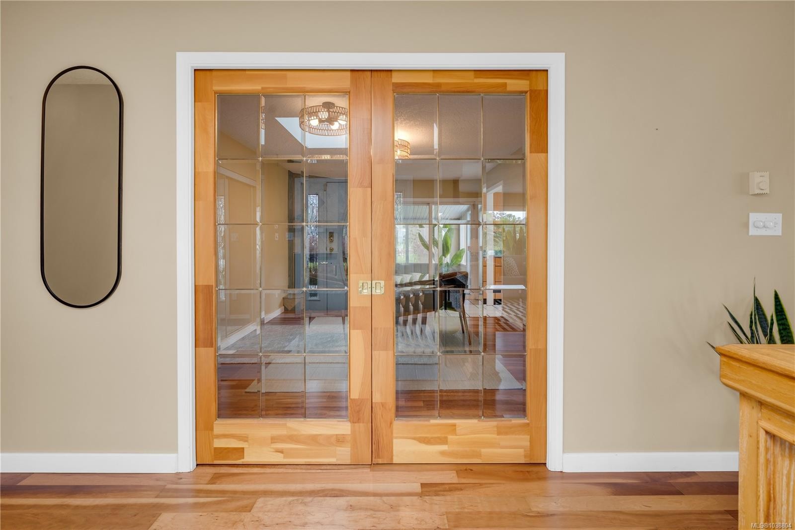8008 Glenhurst Dr North, Crofton, BC