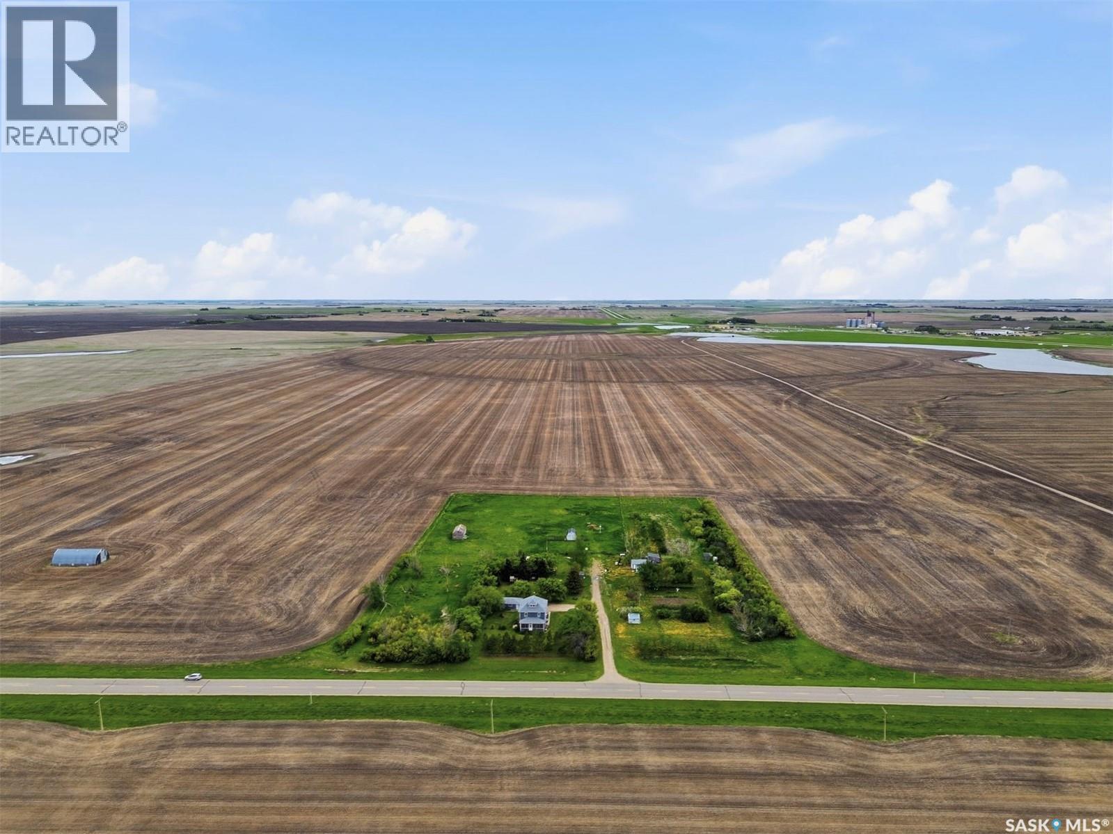 "Land Of The Living Skies" Acreage, Davidson, SK