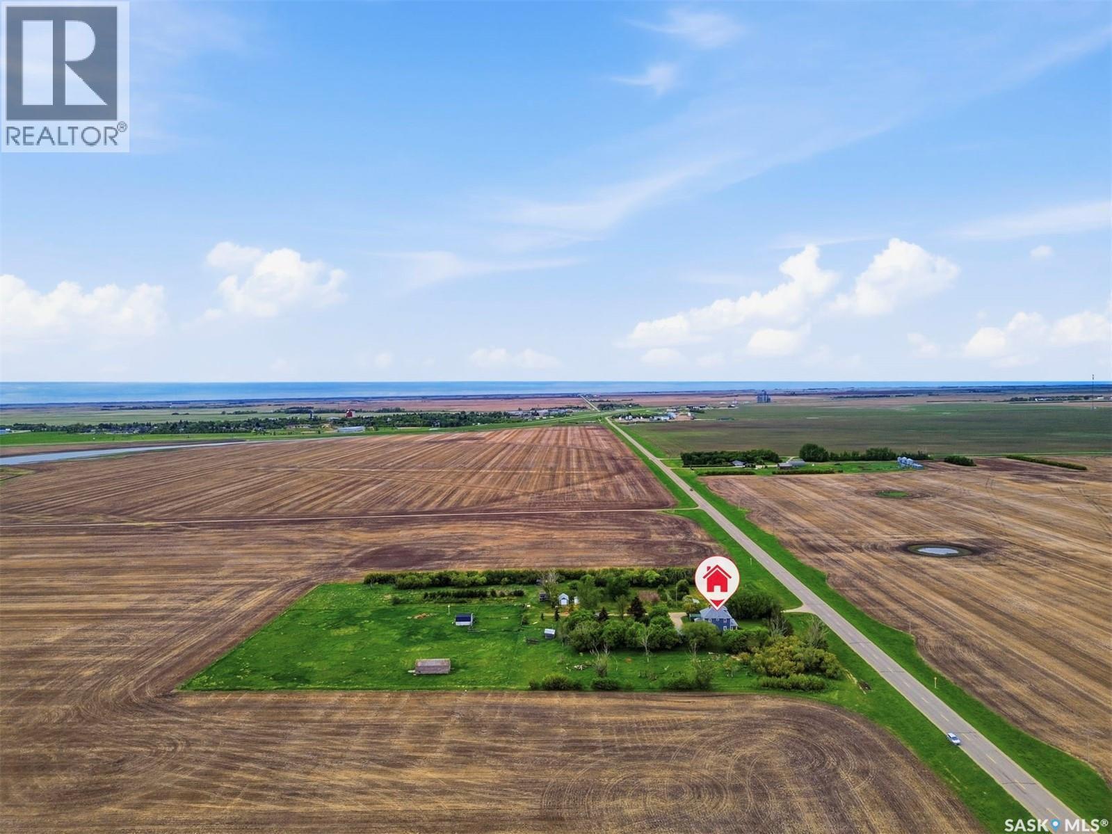 "Land Of The Living Skies" Acreage, Davidson, SK