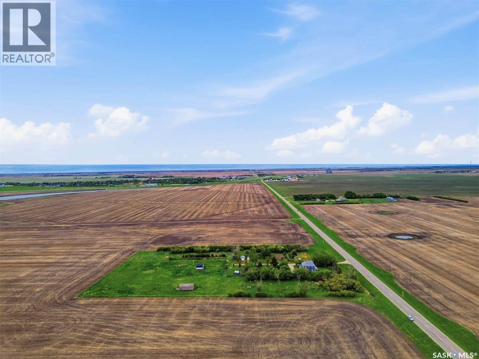 "Land Of The Living Skies" Acreage, Davidson, SK