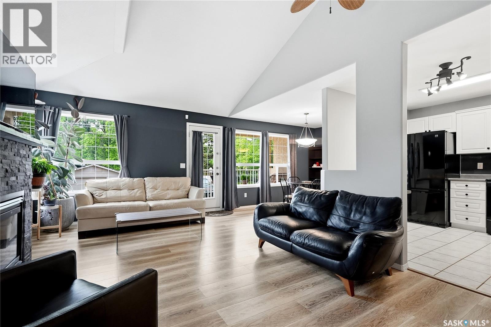 C 905 9Th Street E, Saskatoon, SK