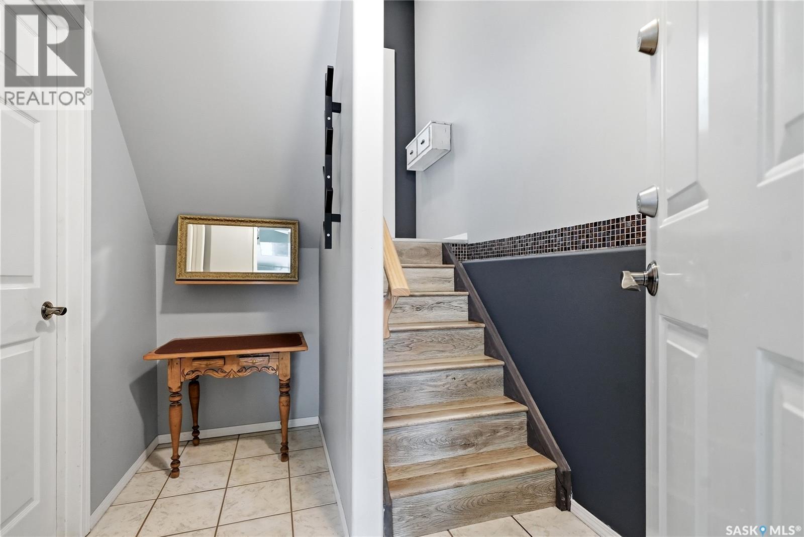 C 905 9Th Street E, Saskatoon, SK