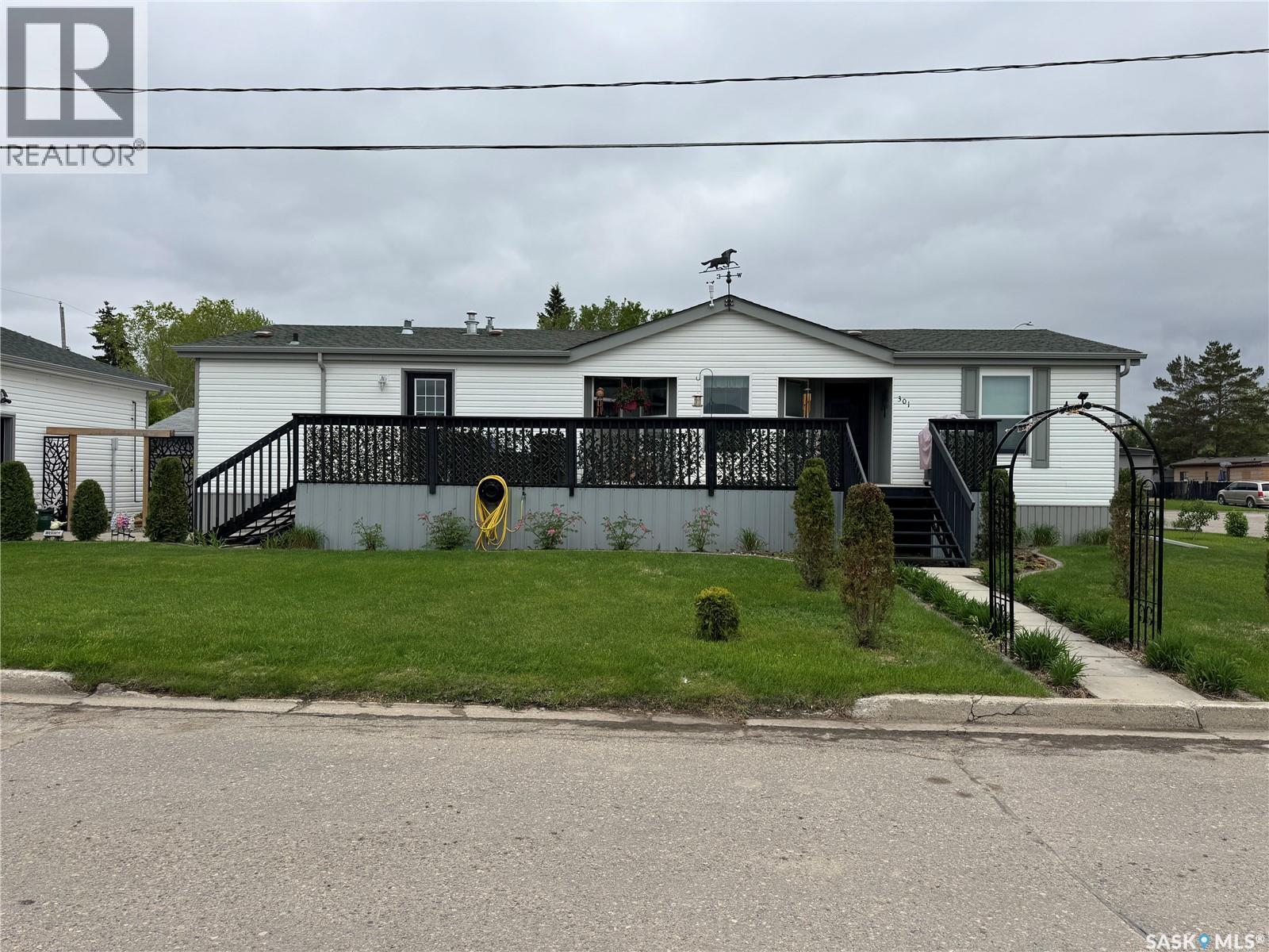 301 Tesky Crescent, Wynyard, SK
