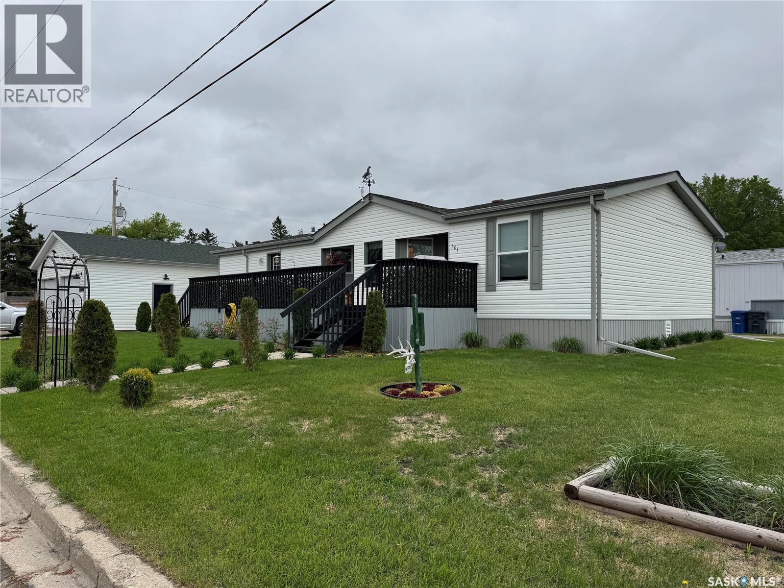 301 Tesky Crescent, Wynyard, SK
