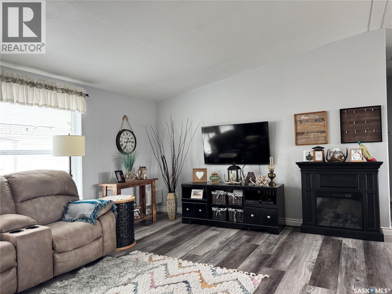 301 Tesky Crescent, Wynyard, SK