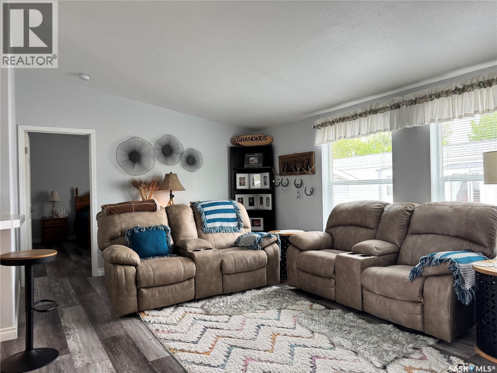 301 Tesky Crescent, Wynyard, SK
