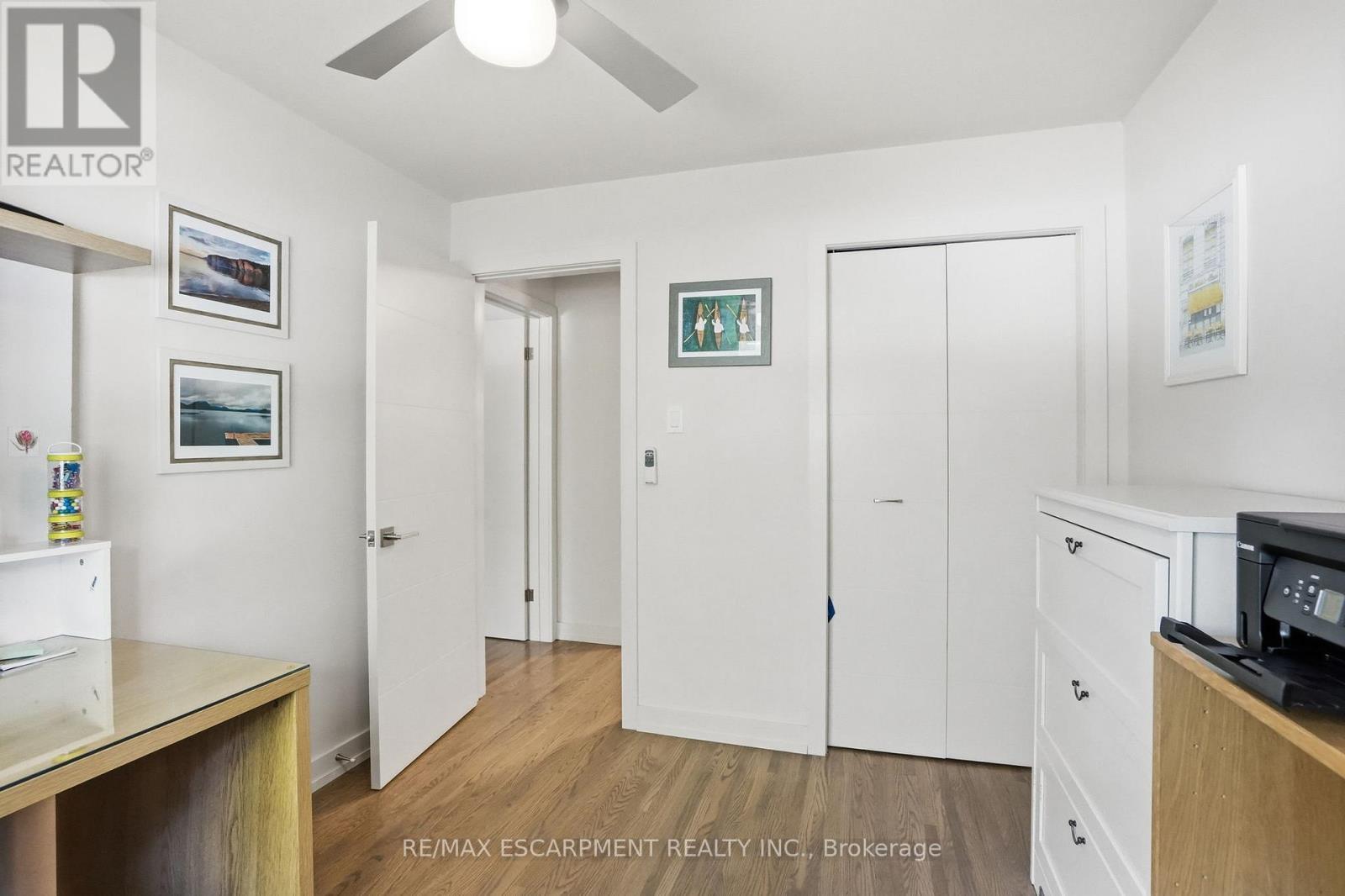 570 Rosedale Crescent, Burlington, ON
