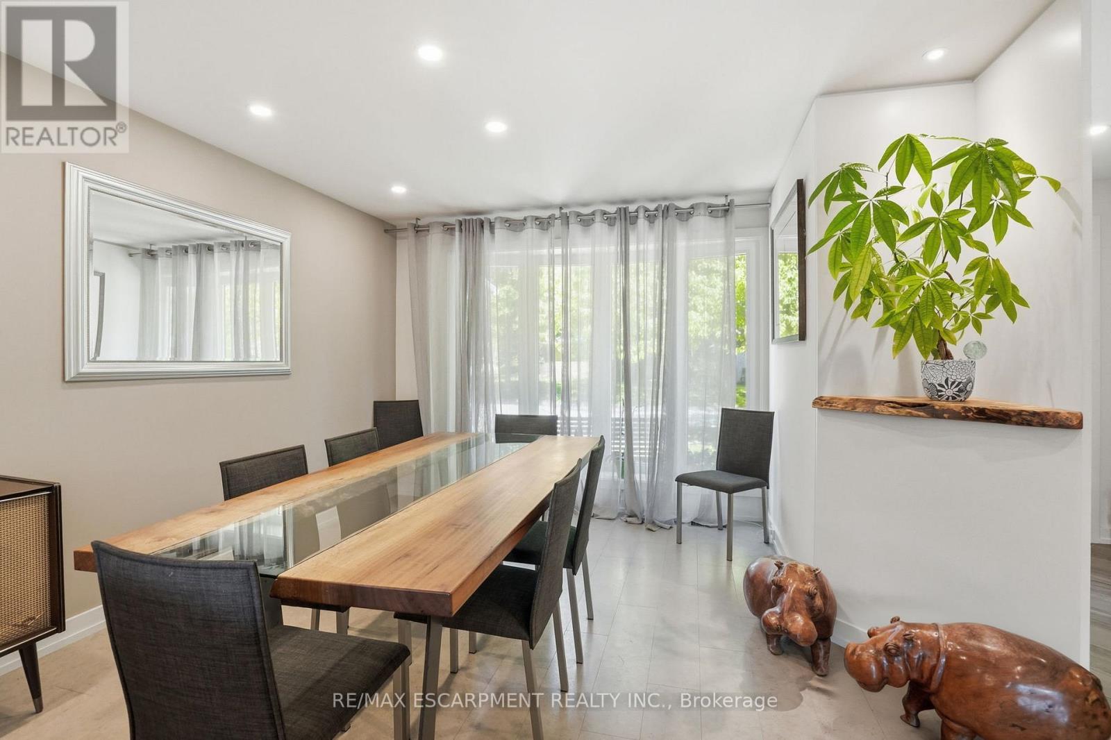 570 Rosedale Crescent, Burlington, ON
