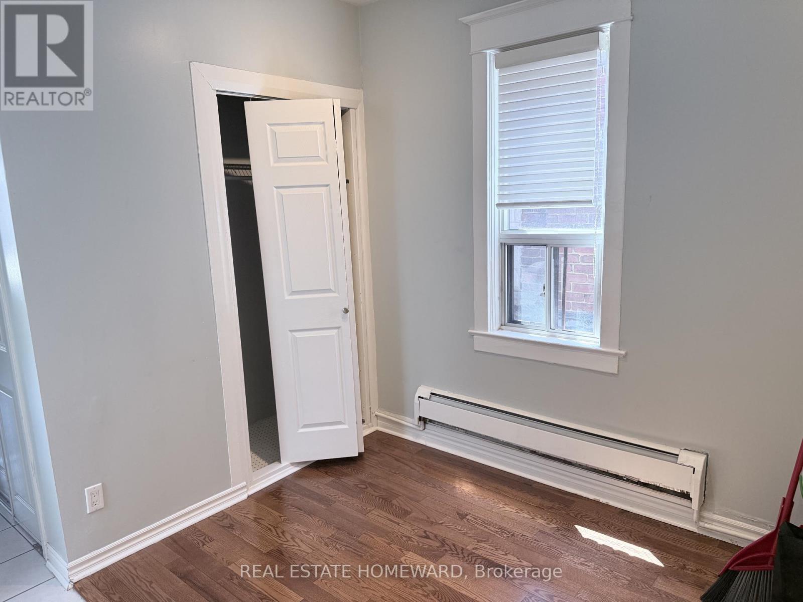 Apt 2 - 611 Danforth Avenue, Toronto, ON