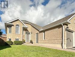 86 TAYLOR DRIVE Barrie, ON L4N 8K3