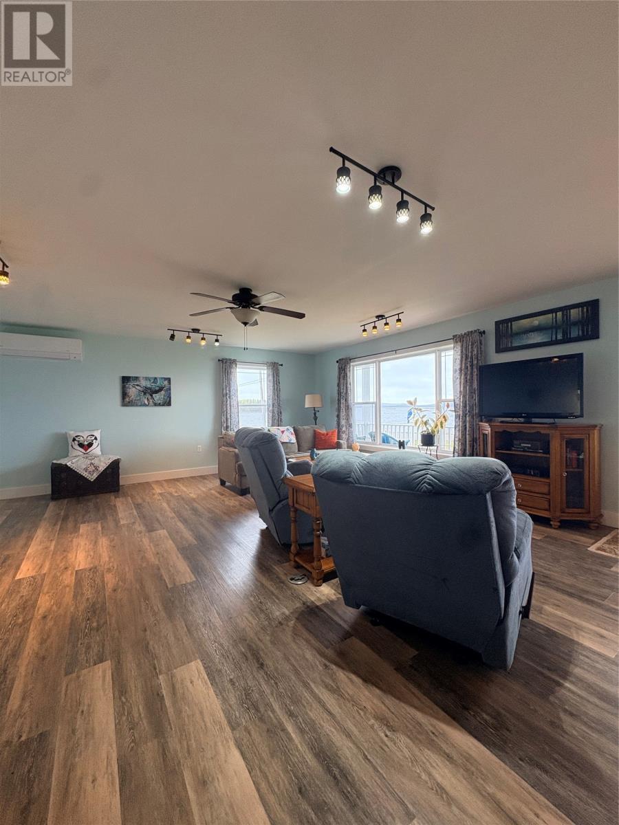 138 Birchy Point Road, Campbellton, NL