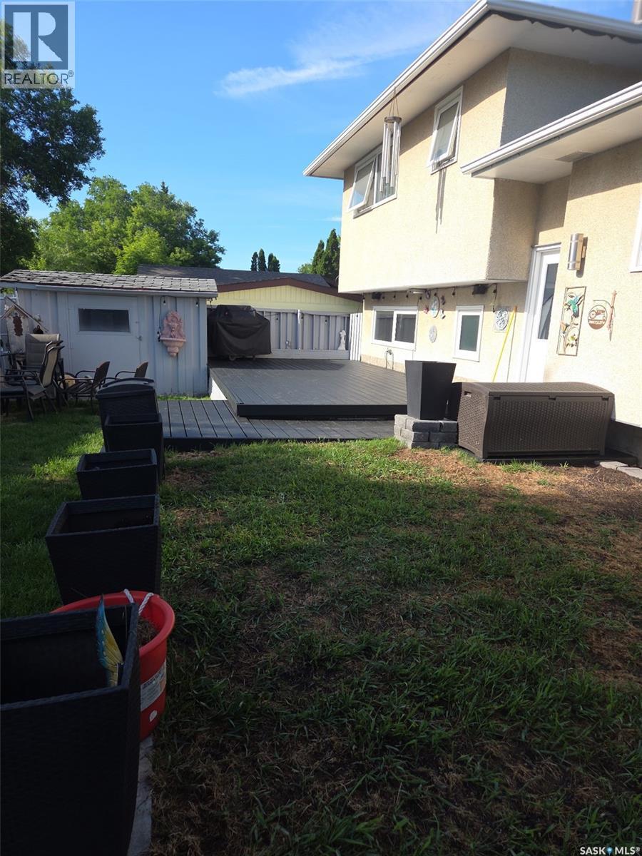 255 Litzenberger Crescent, Regina, SK