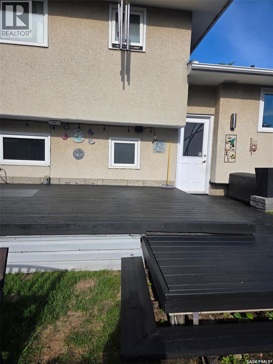 255 Litzenberger Crescent, Regina, SK