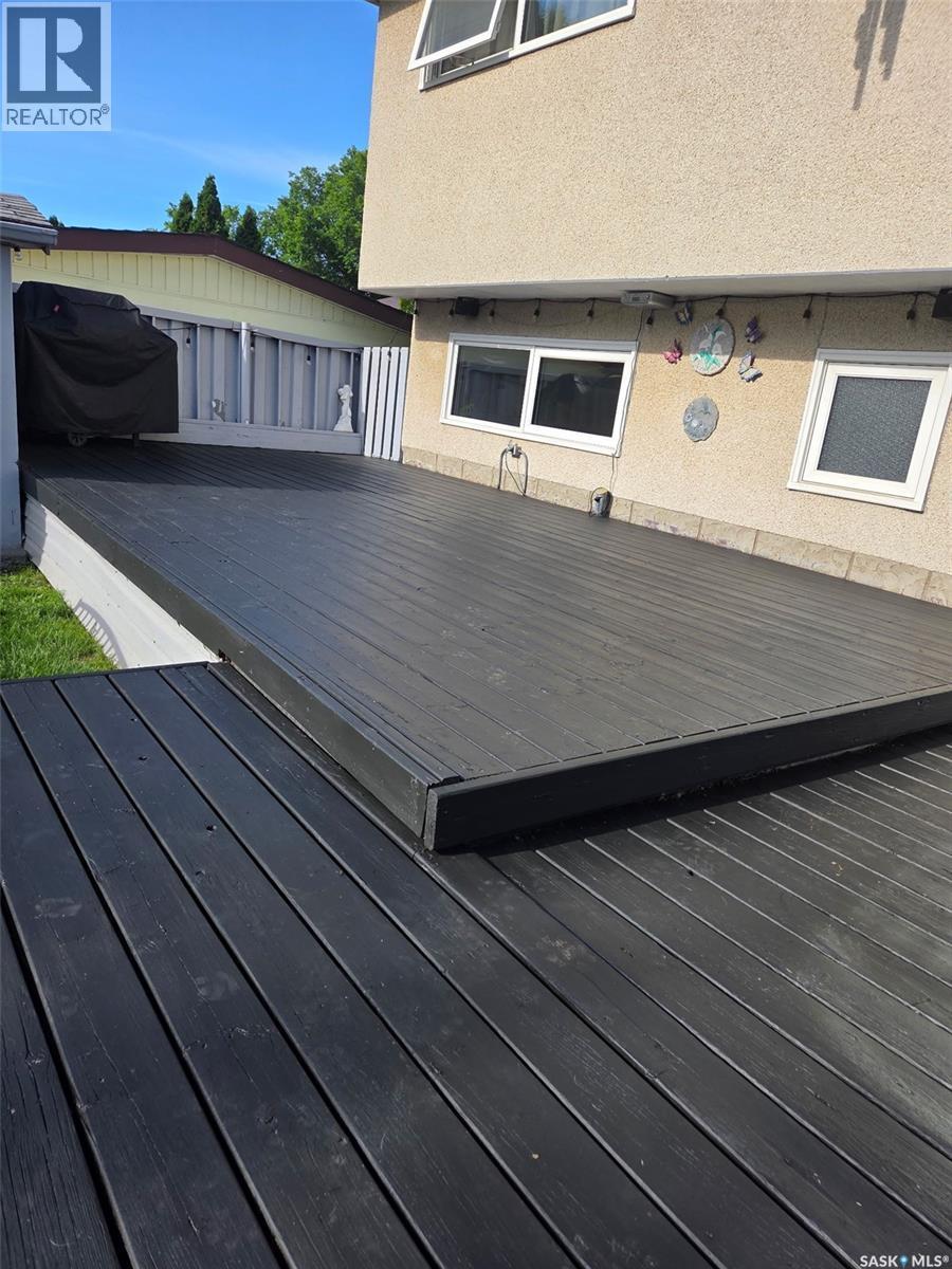 255 Litzenberger Crescent, Regina, SK