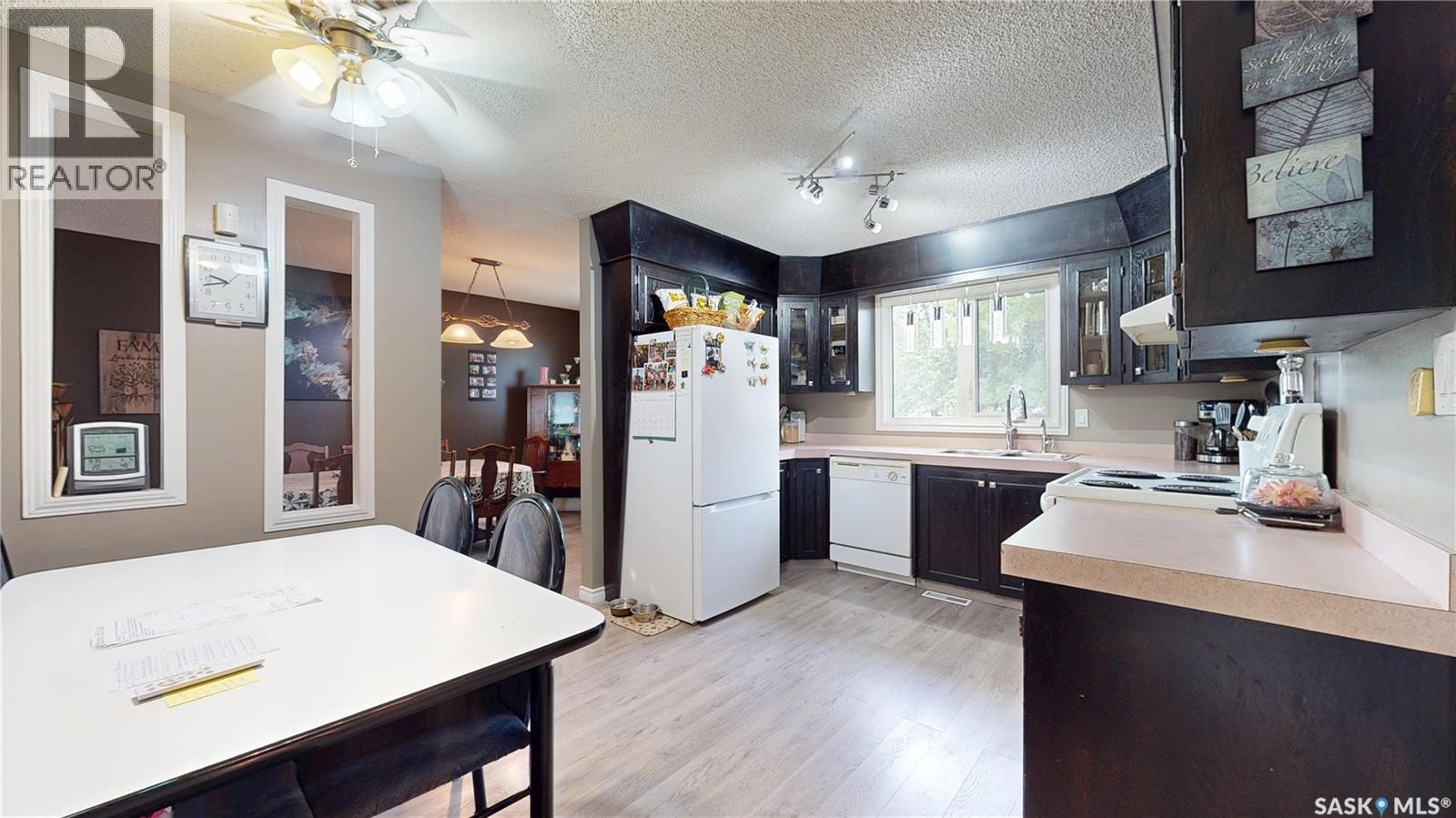 255 Litzenberger Crescent, Regina, SK