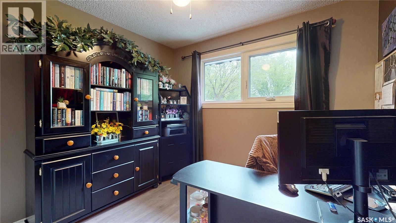 255 Litzenberger Crescent, Regina, SK