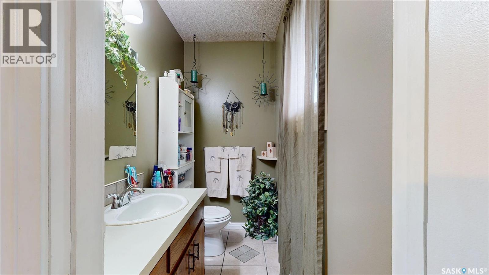 255 Litzenberger Crescent, Regina, SK