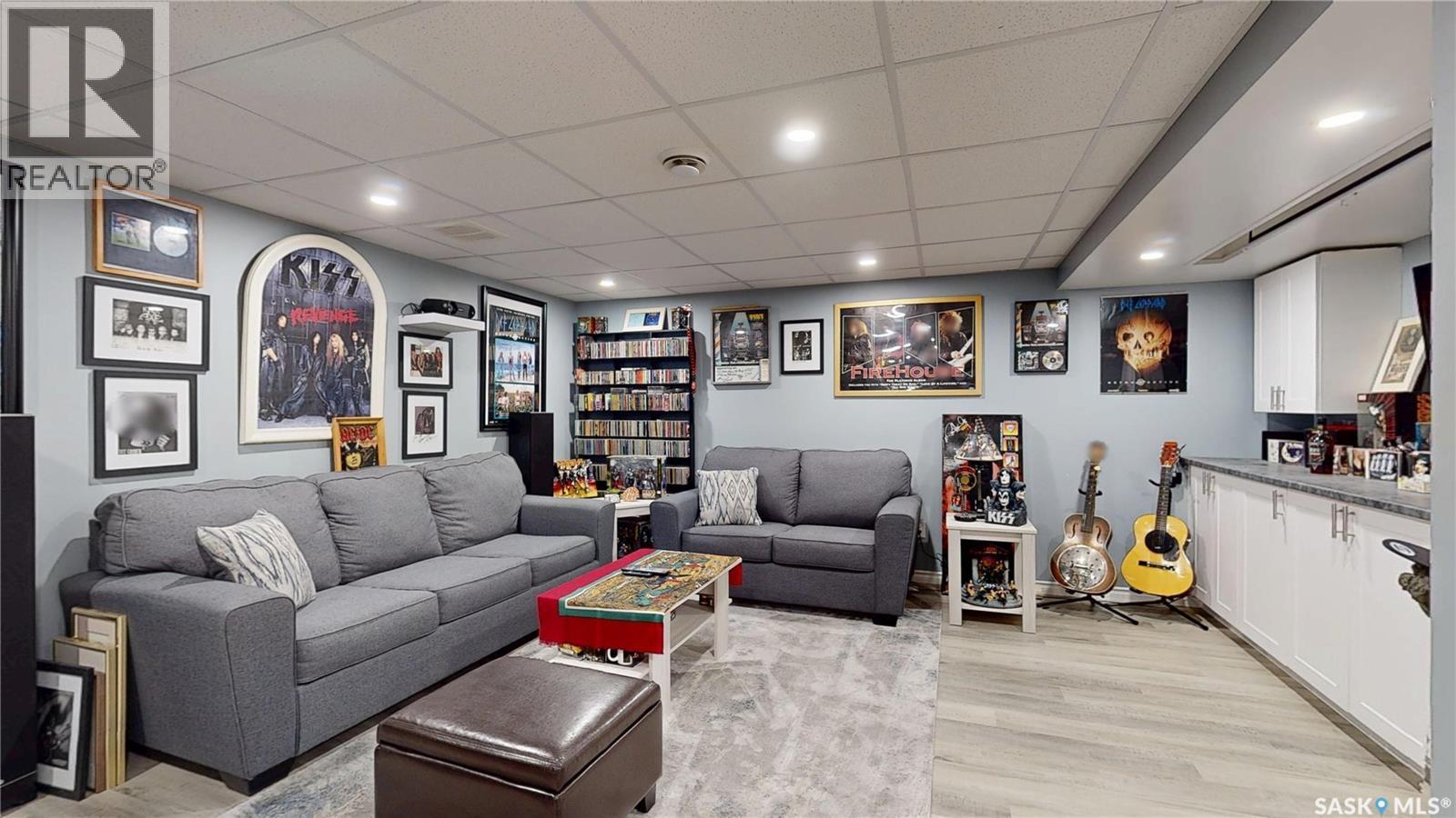 255 Litzenberger Crescent, Regina, SK