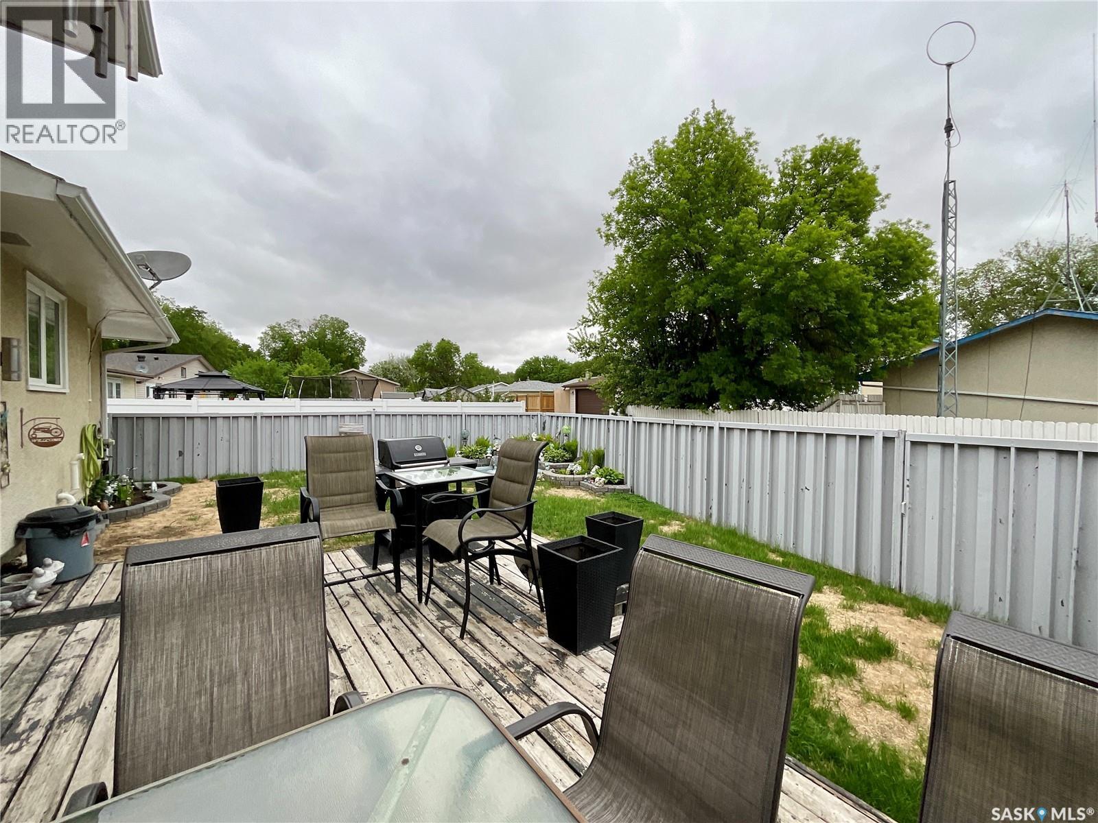 255 Litzenberger Crescent, Regina, SK