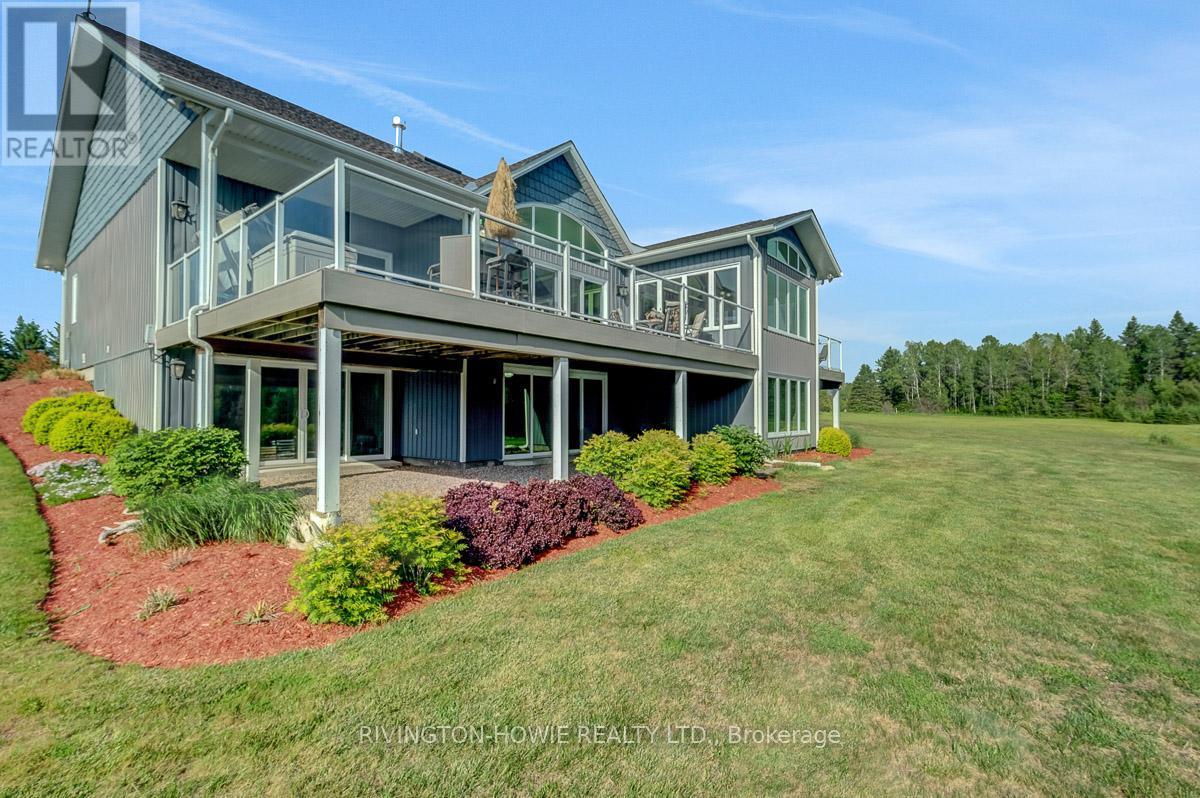Well maintained perennial gardens - 3220 A March Road, Ottawa, ON