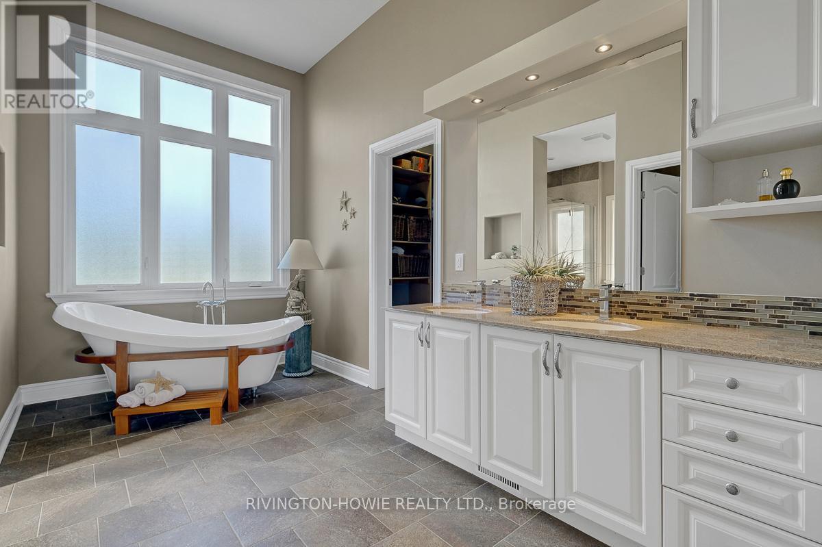 5 piece spa en suite - 3220 A March Road, Ottawa, ON