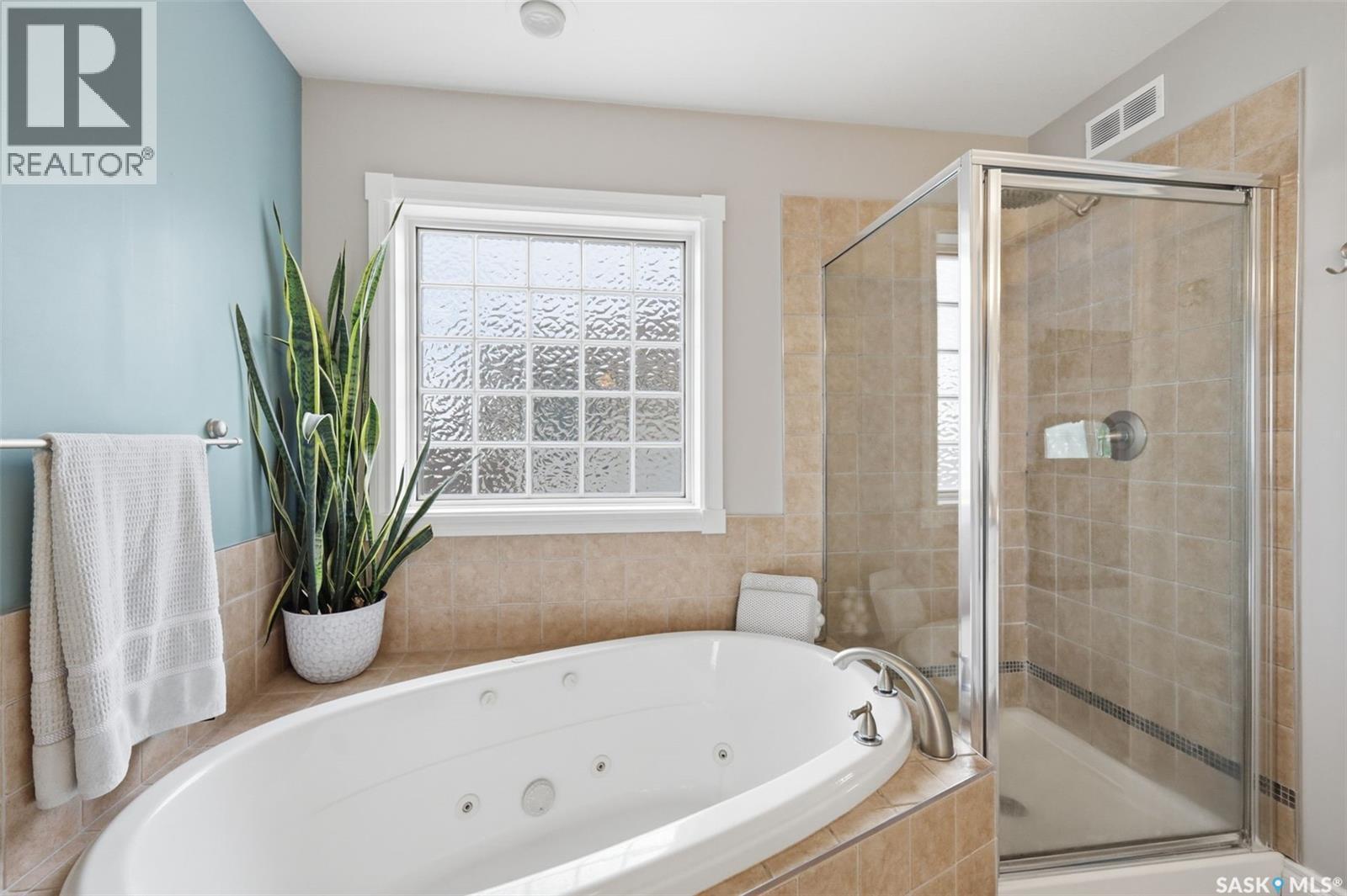 315 Adaskin Cove, Saskatoon, SK