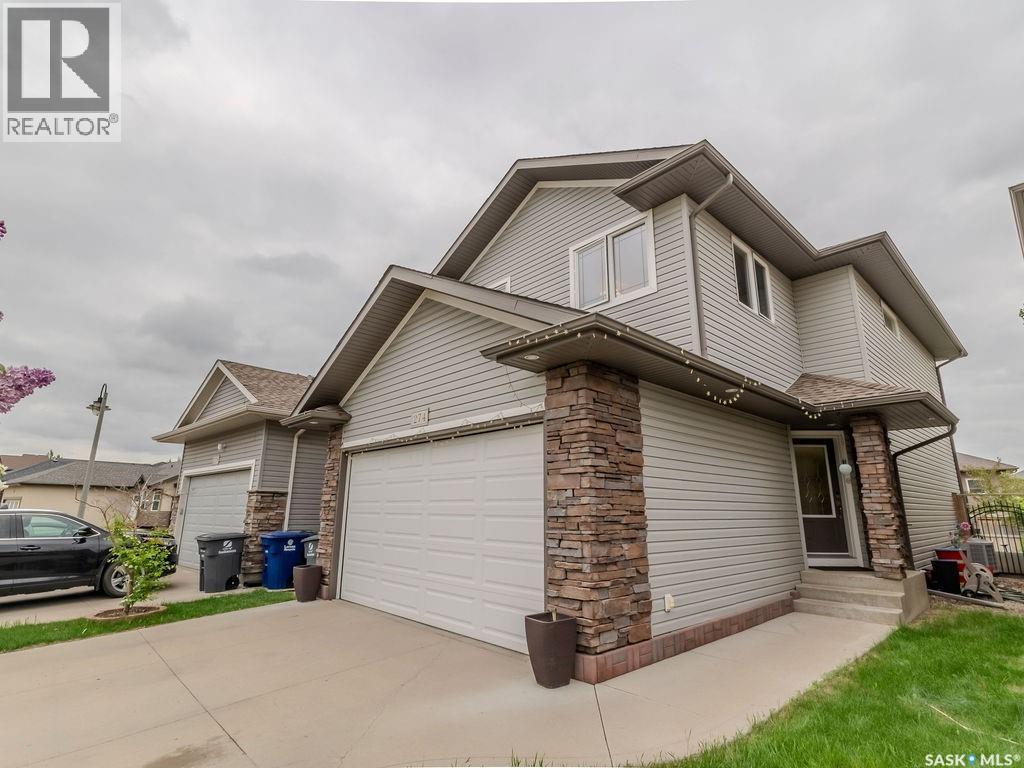 274 Ashworth Crescent, Saskatoon, SK