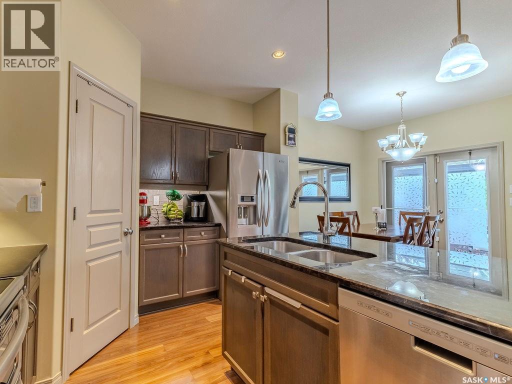 274 Ashworth Crescent, Saskatoon, SK