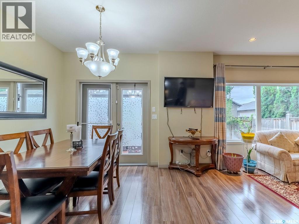 274 Ashworth Crescent, Saskatoon, SK