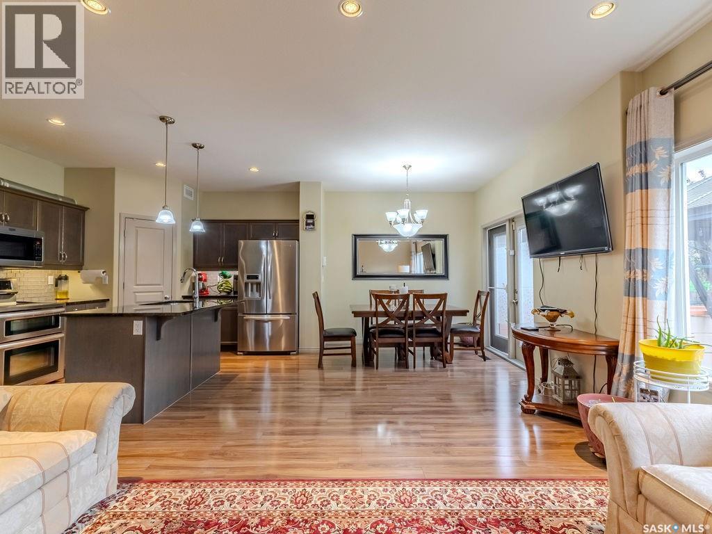 274 Ashworth Crescent, Saskatoon, SK