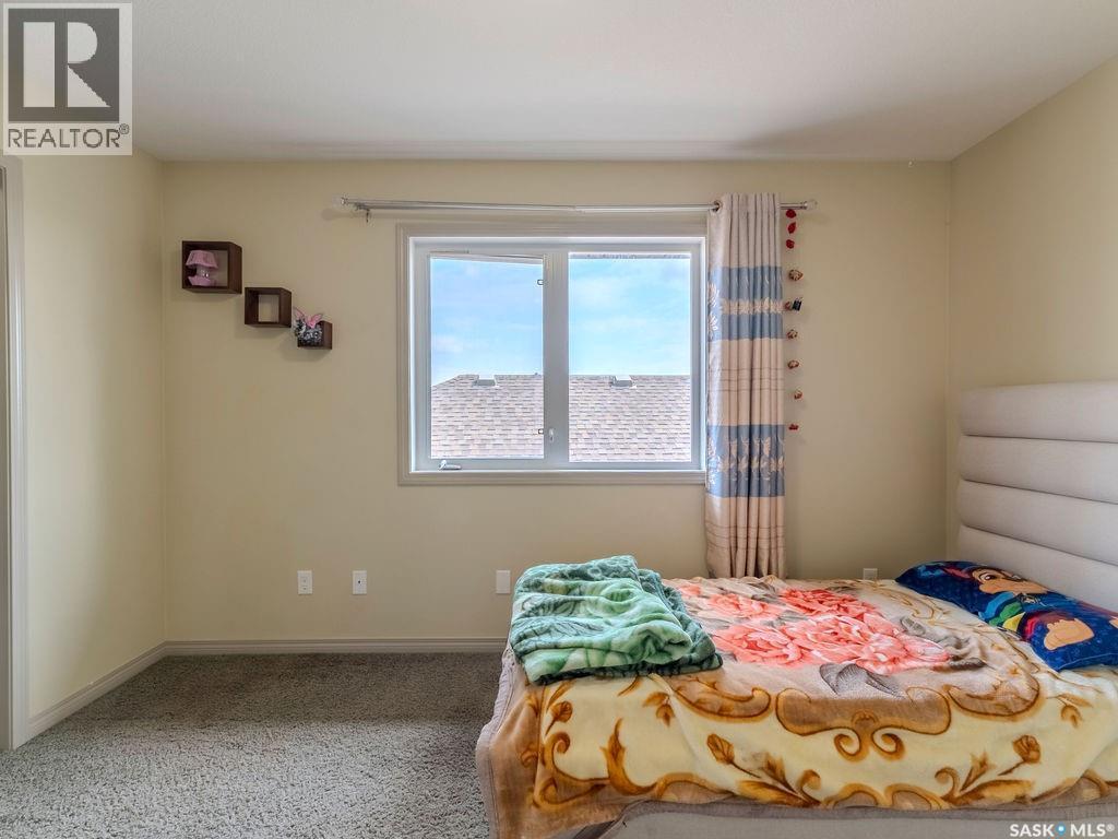 274 Ashworth Crescent, Saskatoon, SK