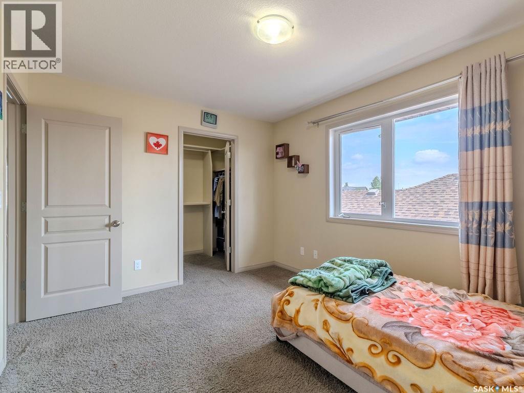 274 Ashworth Crescent, Saskatoon, SK