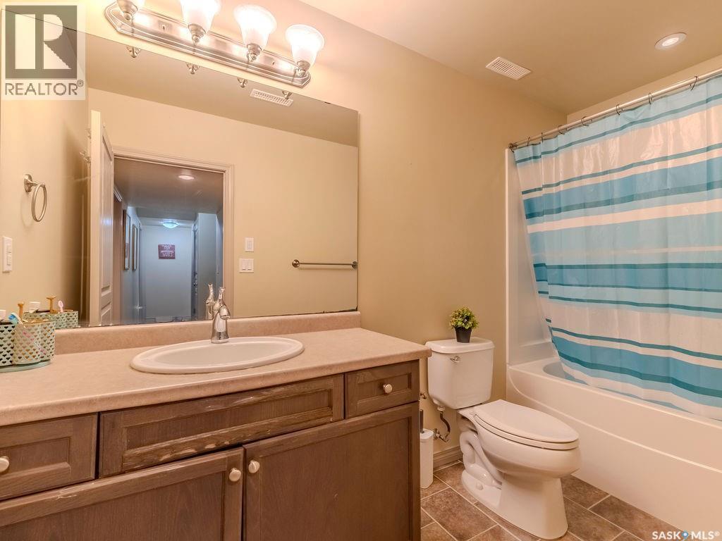 274 Ashworth Crescent, Saskatoon, SK
