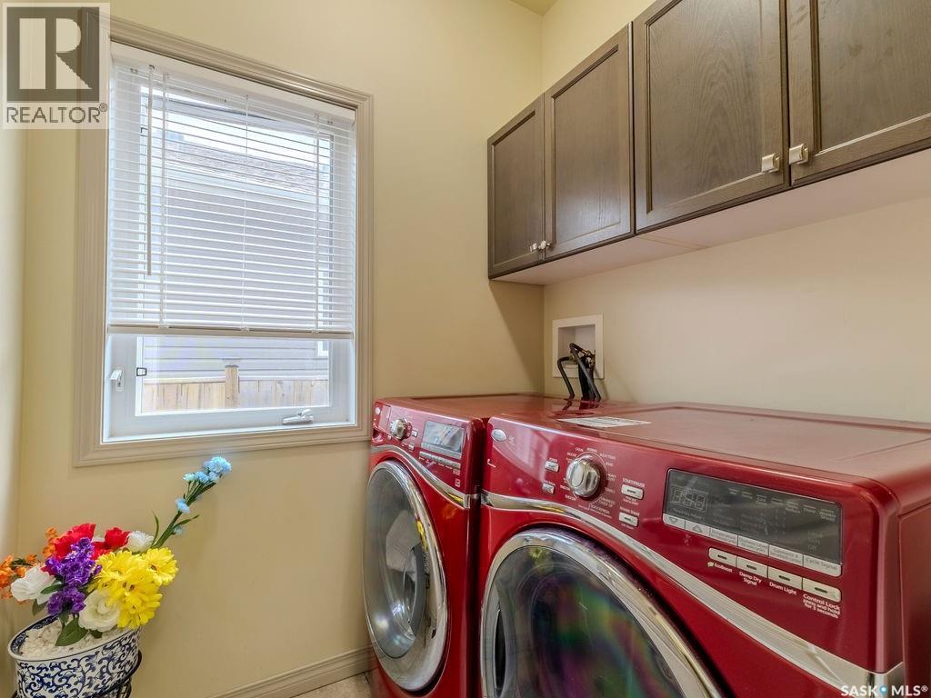 274 Ashworth Crescent, Saskatoon, SK