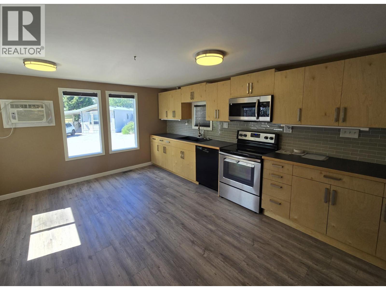 500 16Th Avenue Unit# 48, Genelle, BC