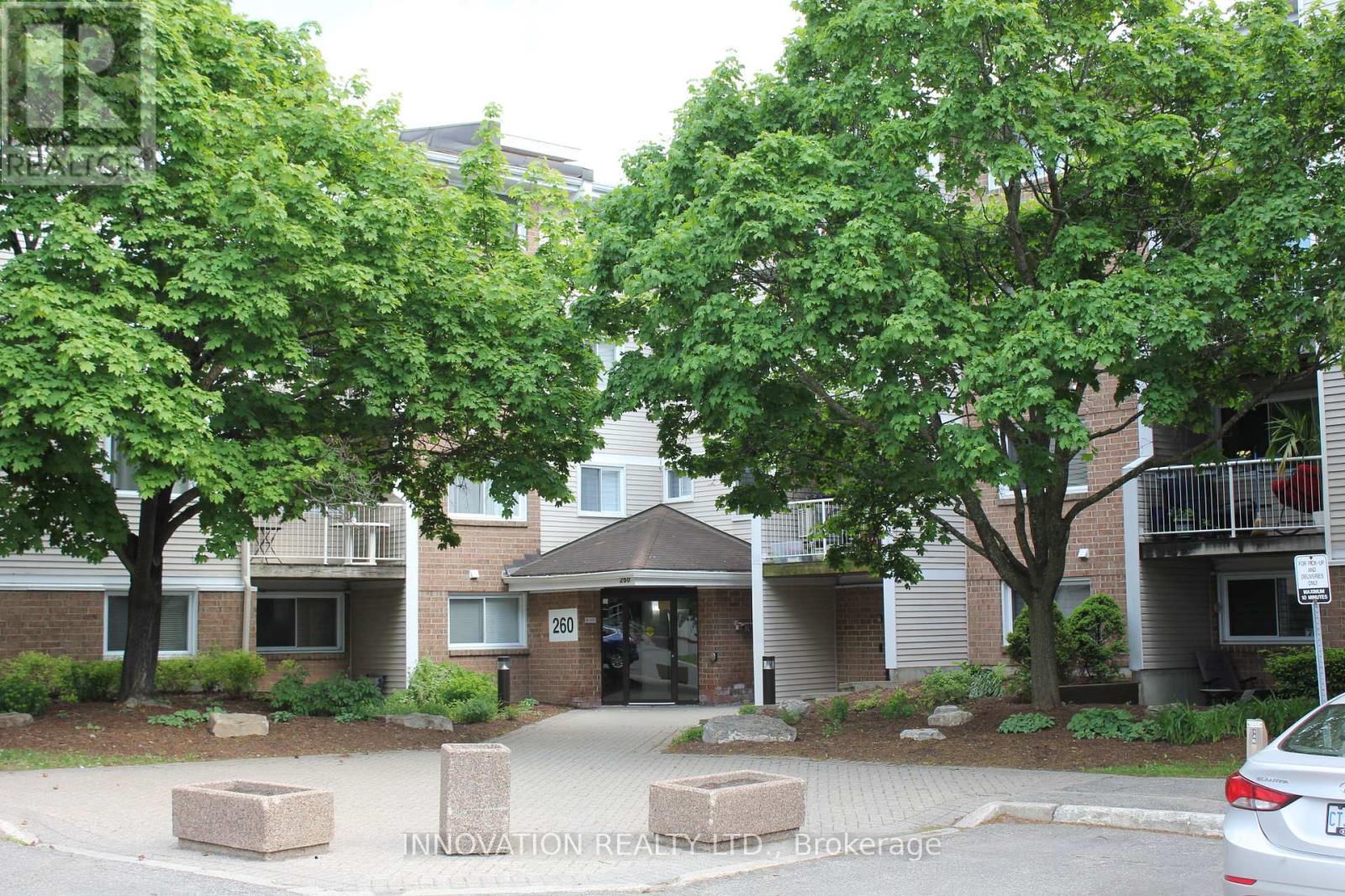 203 - 260 Brittany Drive, Ottawa, ON