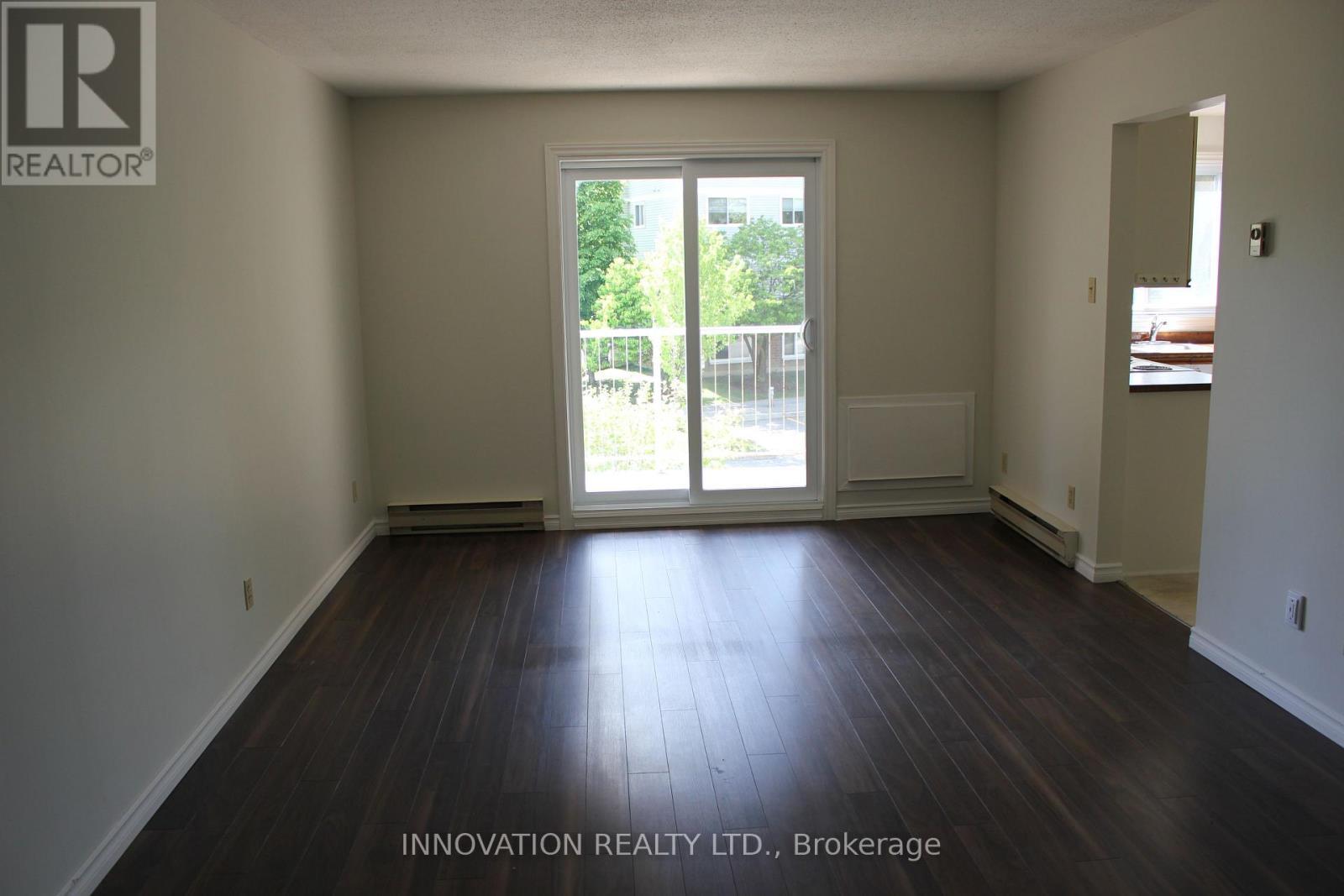 203 - 260 Brittany Drive, Ottawa, ON