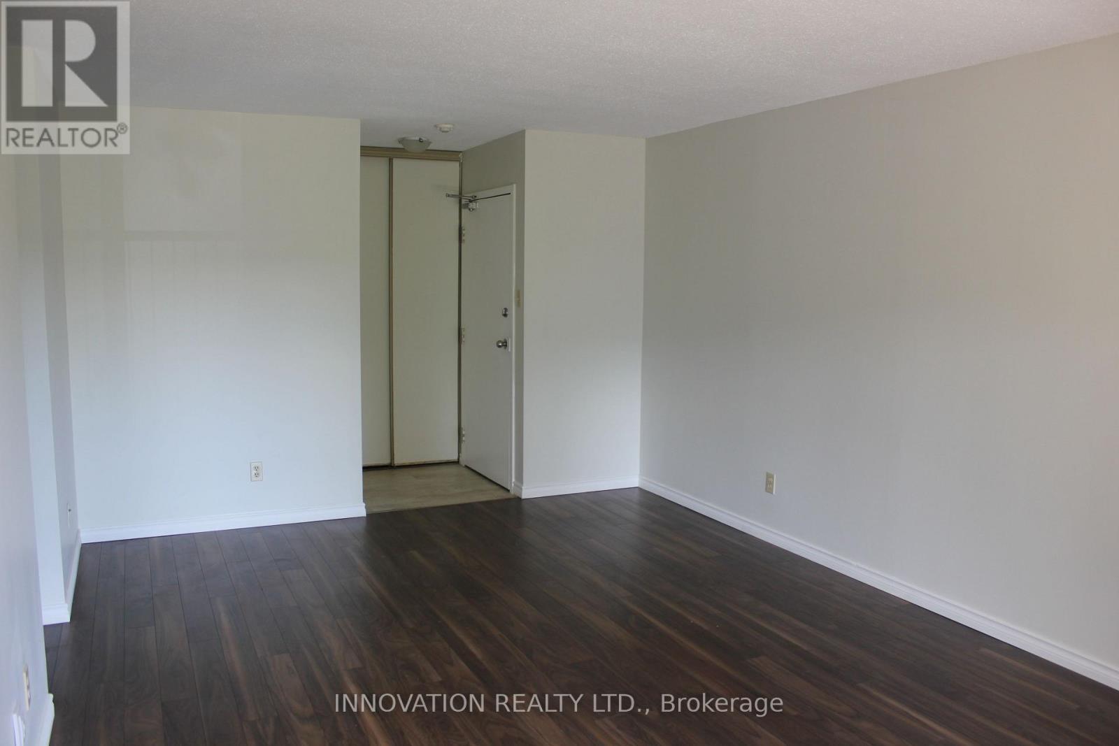 203 - 260 Brittany Drive, Ottawa, ON