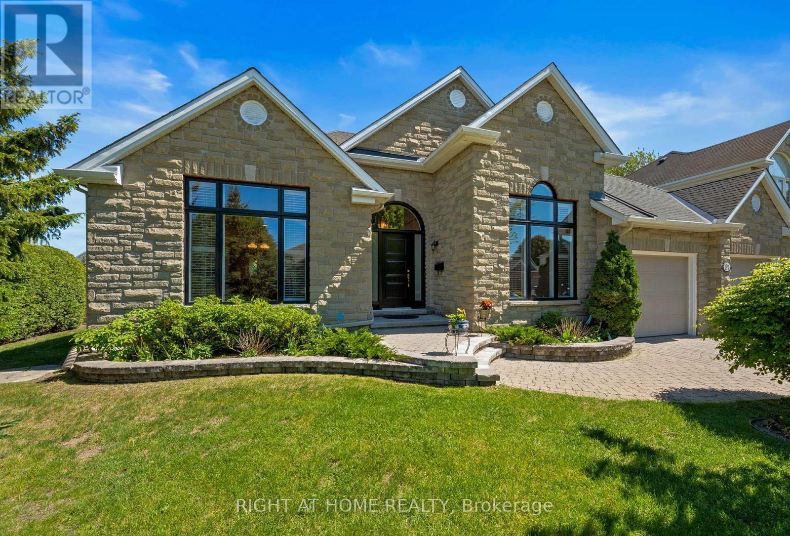 85 Brightside Avenue, Ottawa, ON