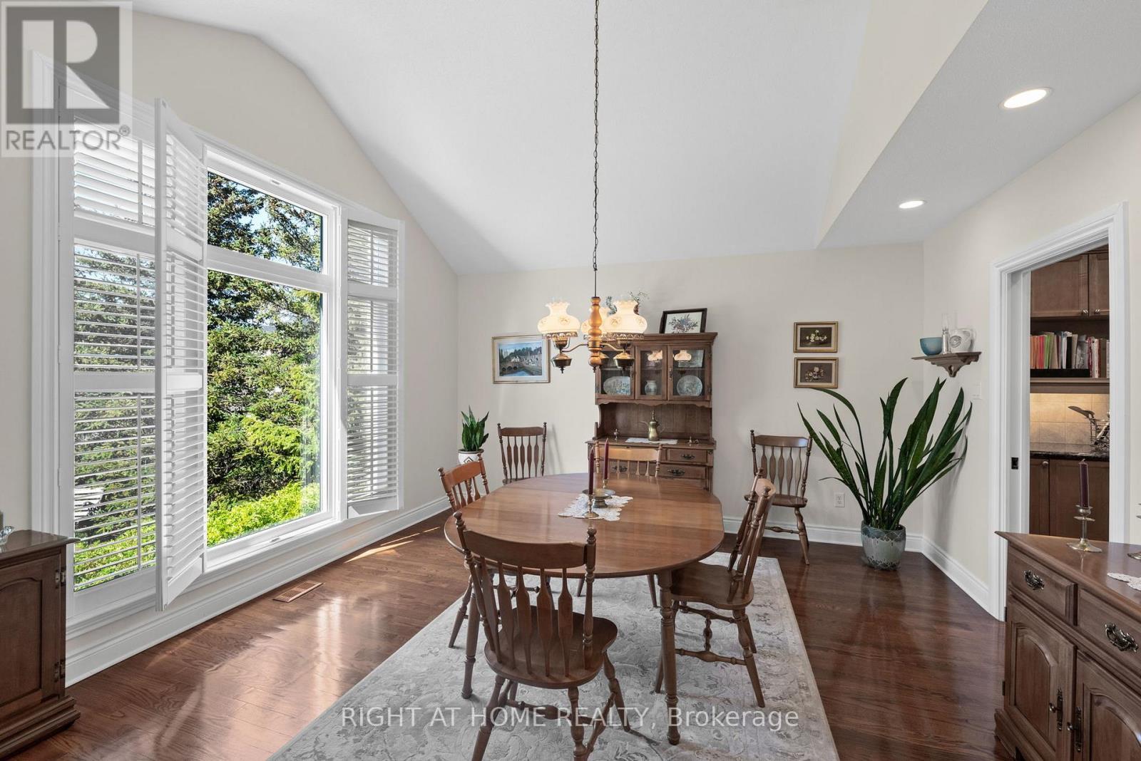 85 Brightside Avenue, Ottawa, ON