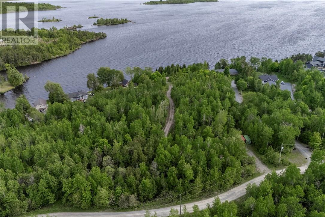 2175 Deep Bay Road, Azilda, ON