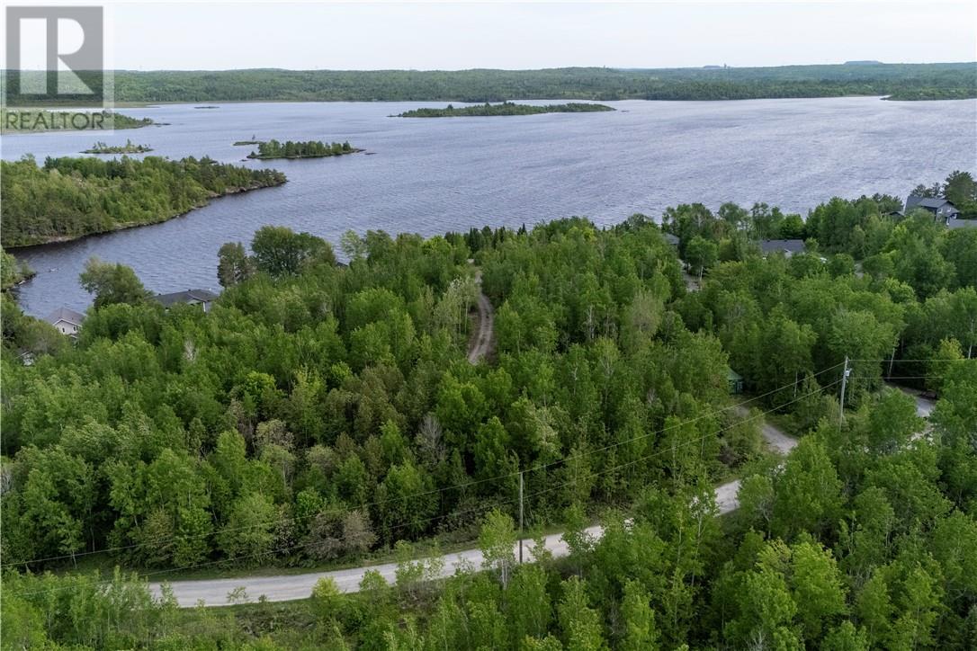 2175 Deep Bay Road, Azilda, ON