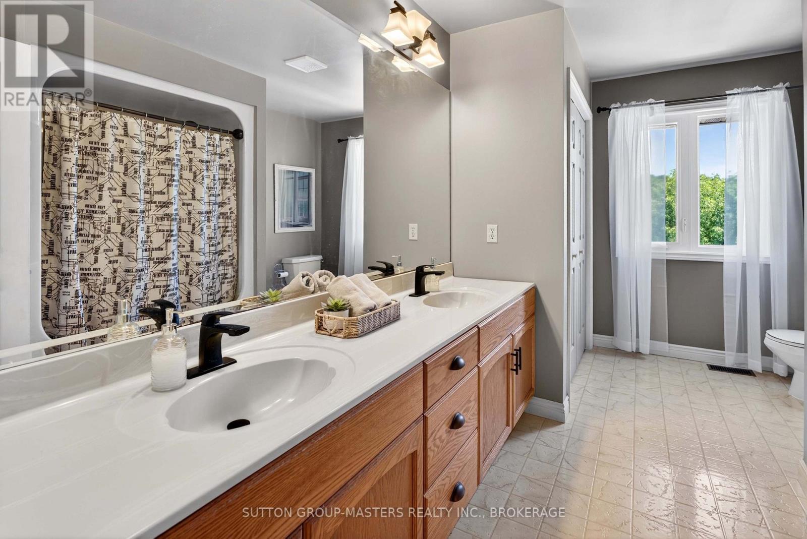 4 Pc 2nd Bathroom - 1760 County Rd. 1 E Road E, Stone Mills (Stone Mills), ON
