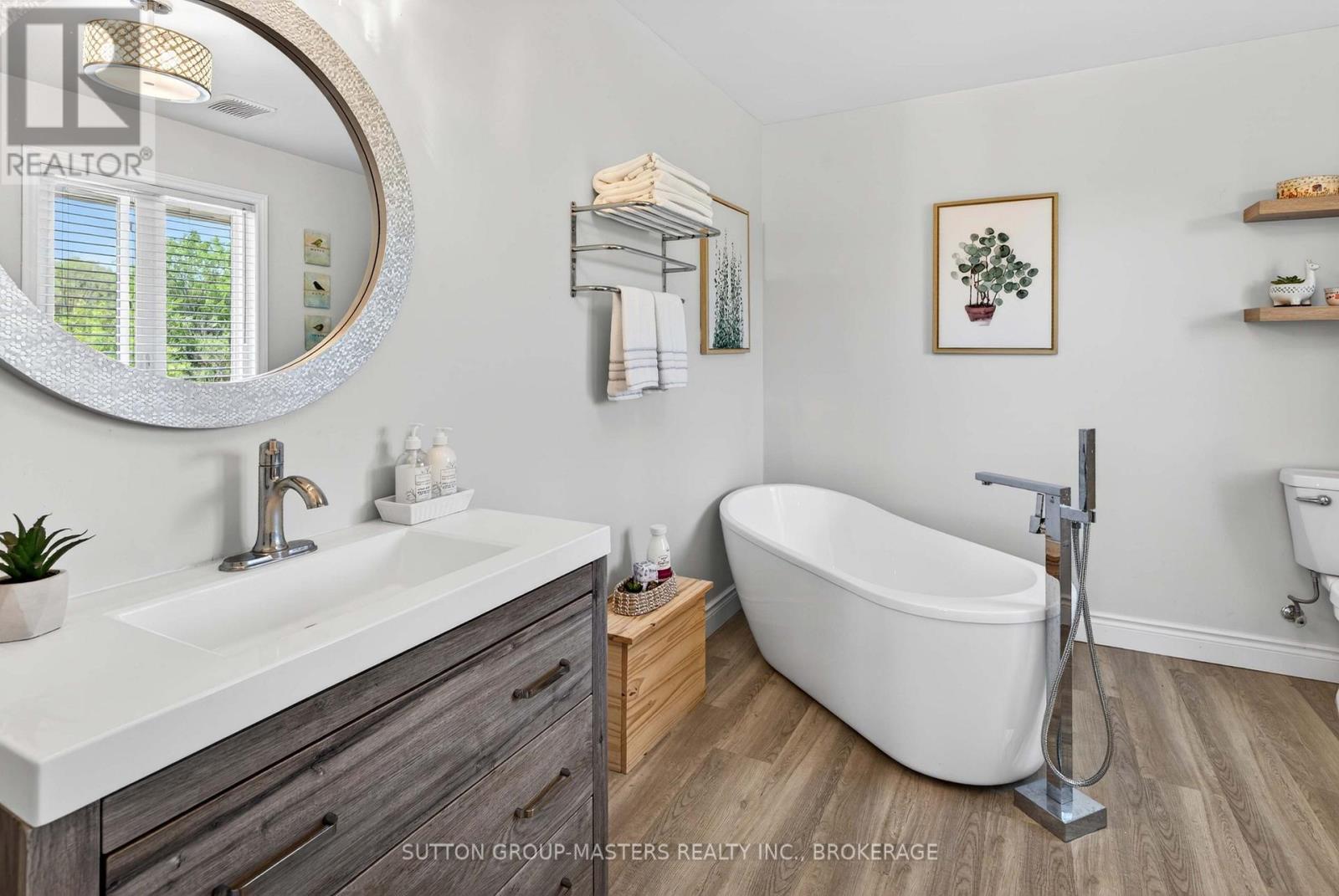 Spa like ensuite - 1760 County Rd. 1 E Road E, Stone Mills (Stone Mills), ON