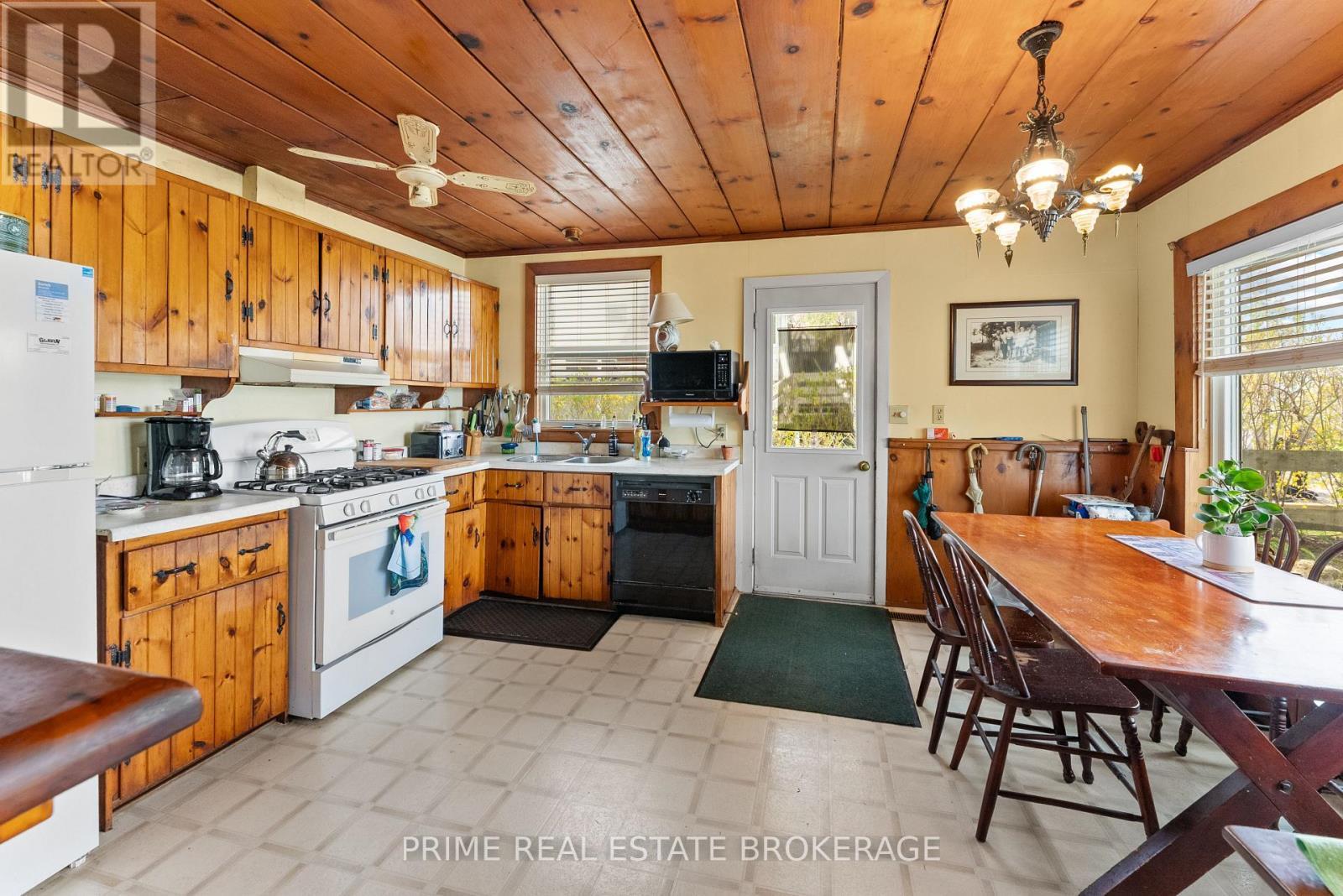 71367 Branch Road N, Bluewater (Hay), ON