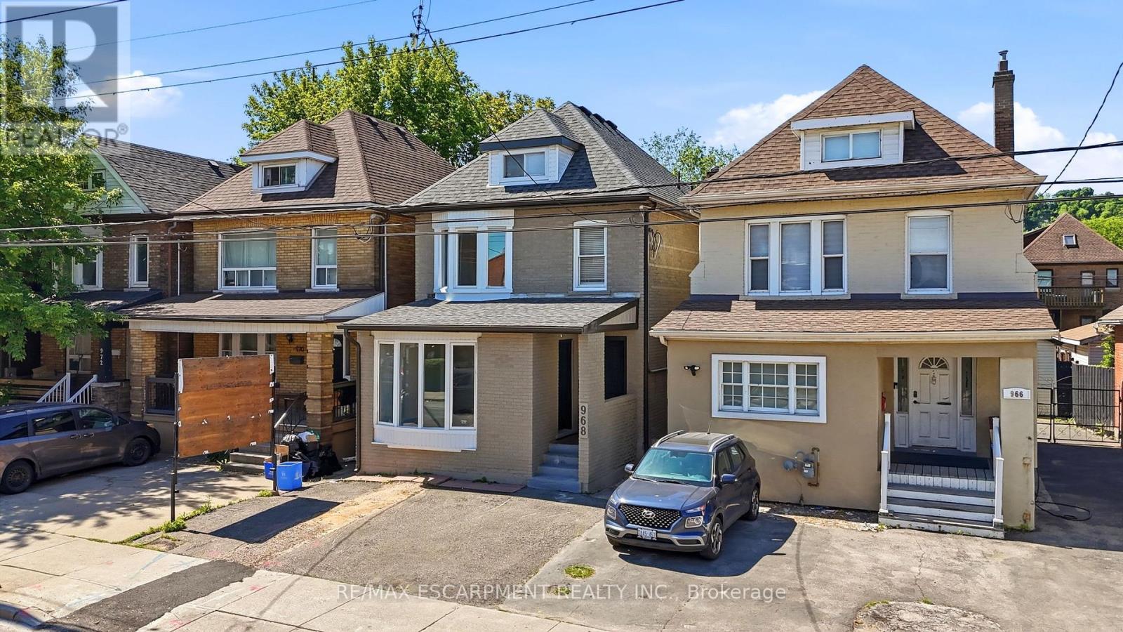 968 Main Street E, Hamilton, ON