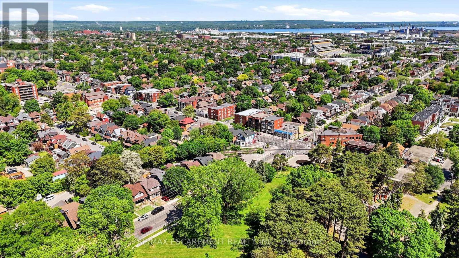 968 Main Street E, Hamilton, ON